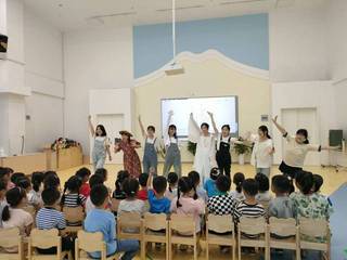 學前教育學生“舞臺劇”走進幼兒...